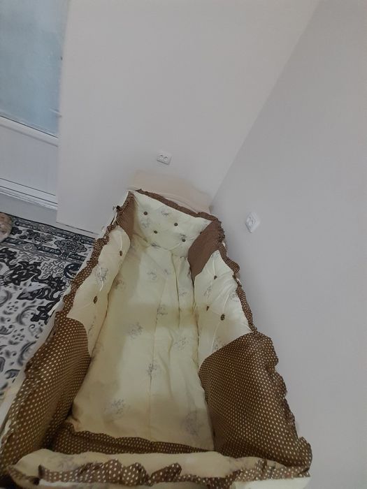 Срочно продаётся детский диван