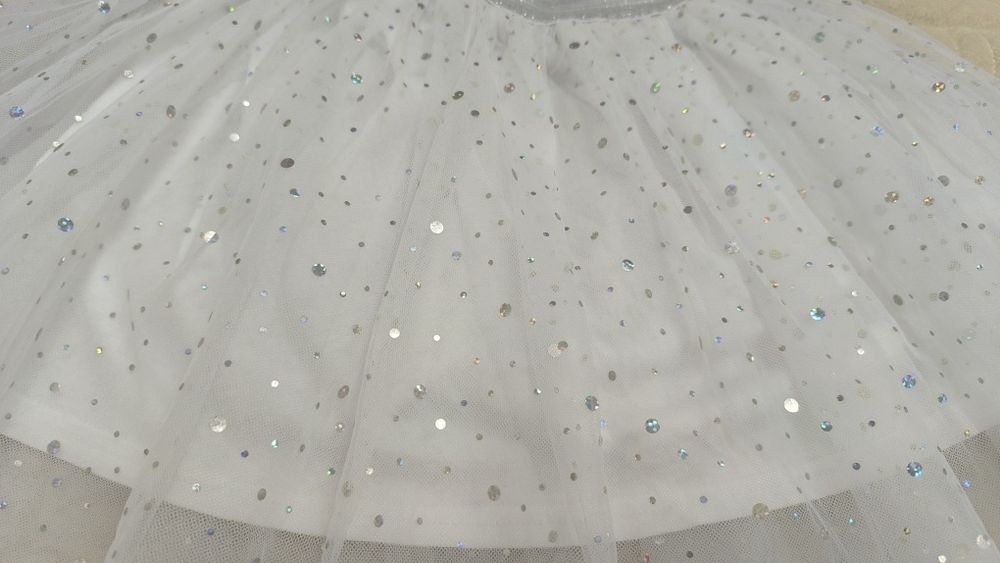 Продано юбку  на девочку праздничную