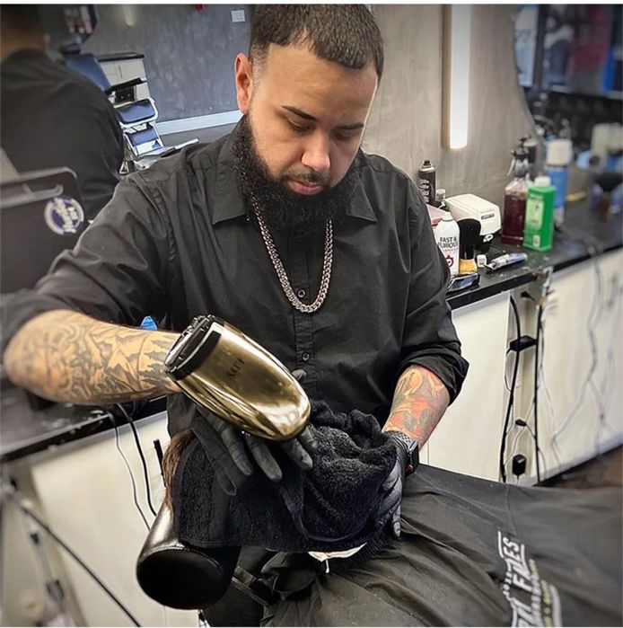 Беспроводной вибрационный массажер для шеи, спины, головы - портативно