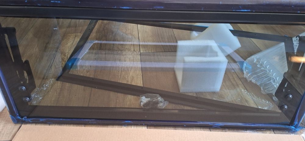 Прозорец каравана  700X30