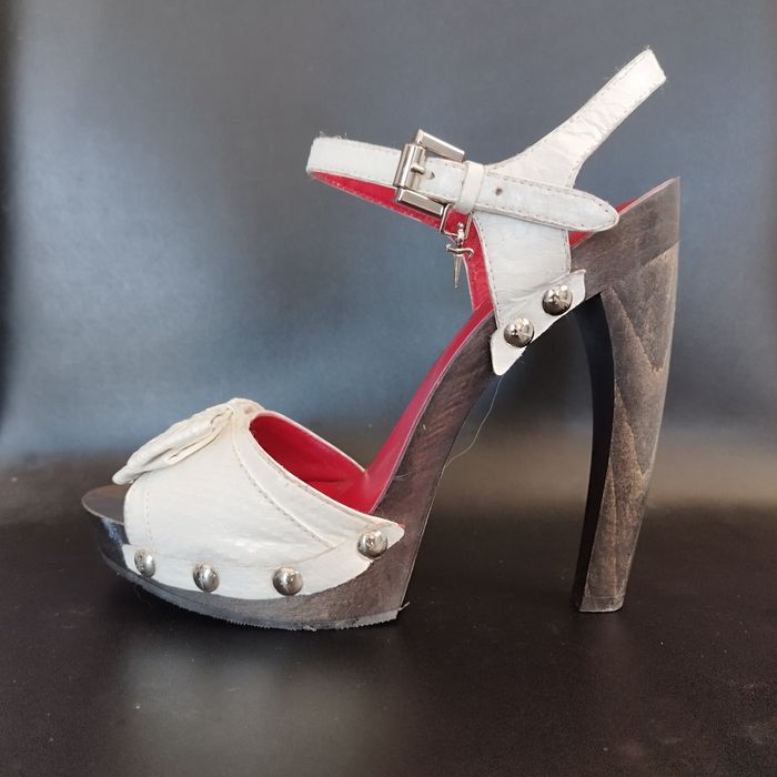 100 ЛВ   Cesare Pacciotti оригинални от естествена кожа питон