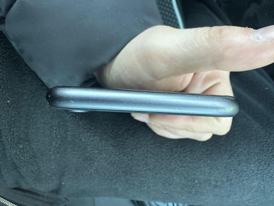 Продам apple iPhone 8 память 64 гб