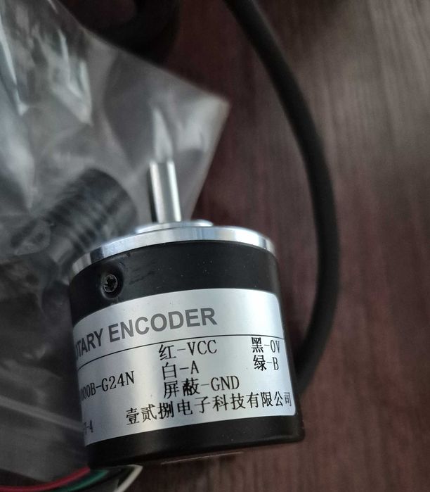 Энкодер 24 в , 1000 точек, NPN .