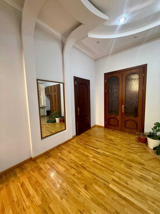 Аренда дома в центре столицы