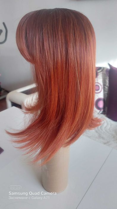 Перуки за празник и делник