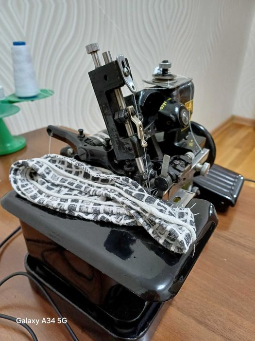 Продается оверлок