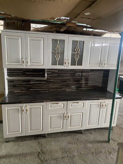 Кхуонный буфетлар тайор