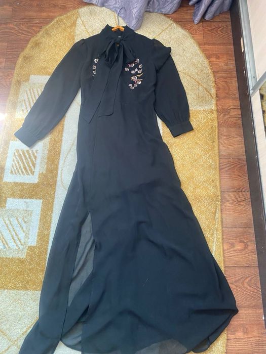 Продаётся красивое вечернее платье размер m, s