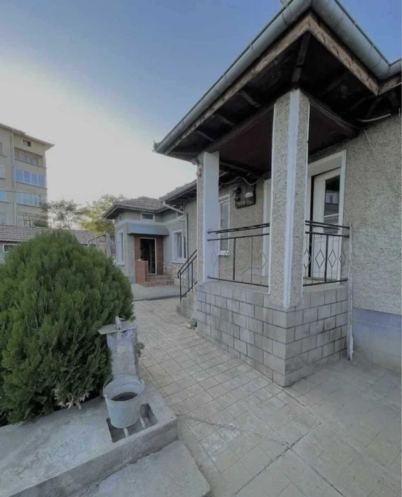 Къща в Полски Тръмбеш