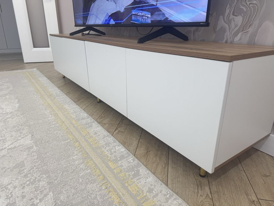 Подставка под ТВ