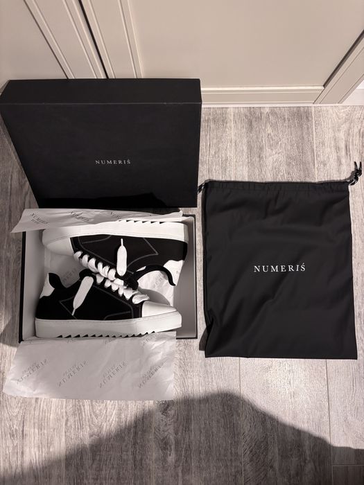 EU 46 Numeris Atelier - Acrylic Black