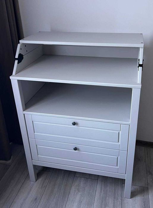 бебешки скрин Ikea SUNDVIK