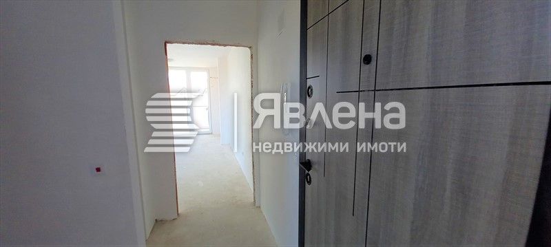 Явлена продава двустаен апартамент в нова жилищна