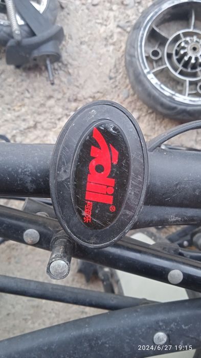 Продам запчасти на детские коляски .