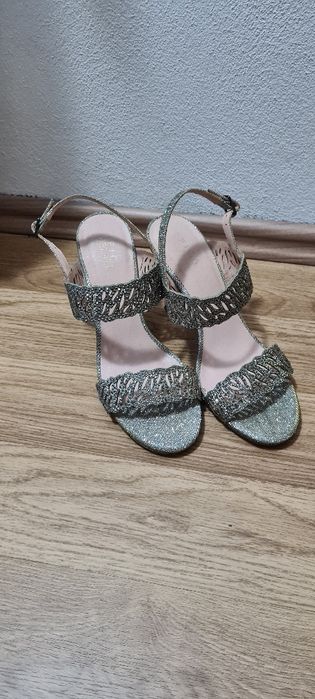 Pantofi Menbur, marimea 38