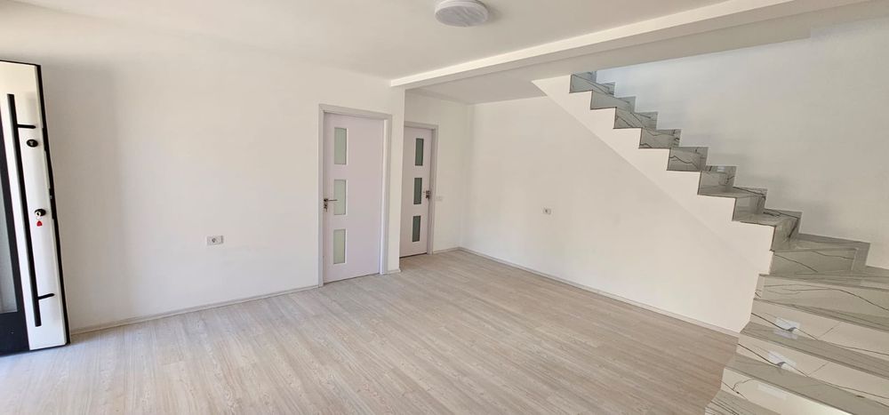 Vând casă la cheie,oraș Murfatlar jud Constanta