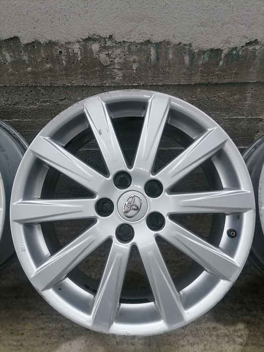 Оригинални джанти Toyota