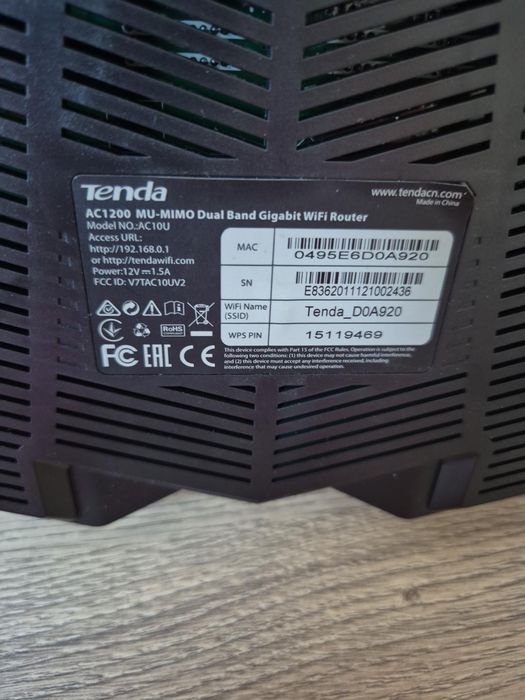 Ruter wifi Tenda AC10U AC1200