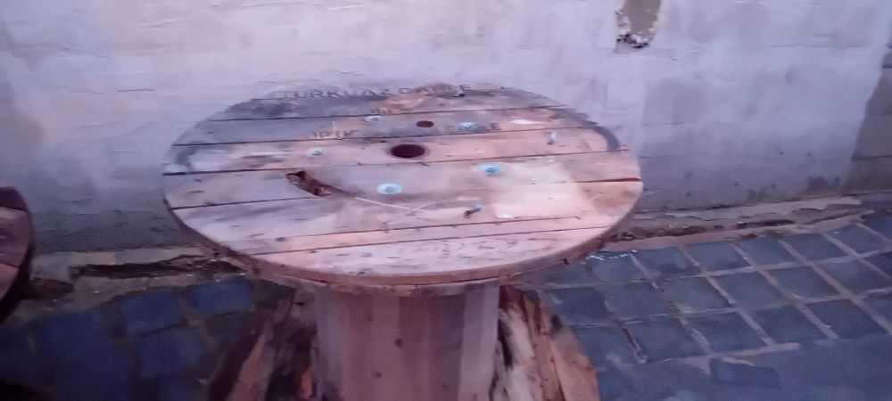 Големи дървените макари