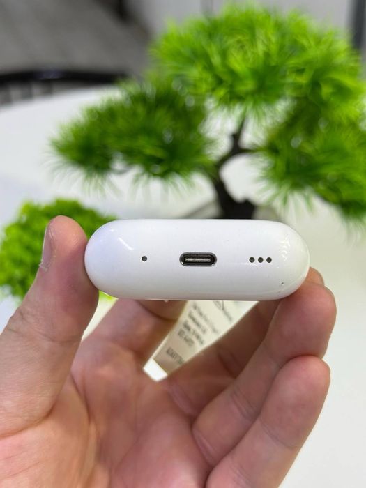 Air Pods Pro 2 (Type-C)   Комплектация: БК (2):/