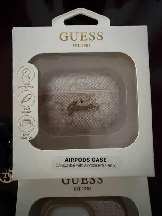 Продам guess оригиналы чехлы