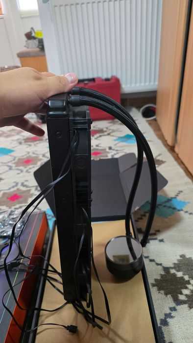 Vand Cooler Lichid/Aio/Apa NZXT KRAKEN X72 RGB