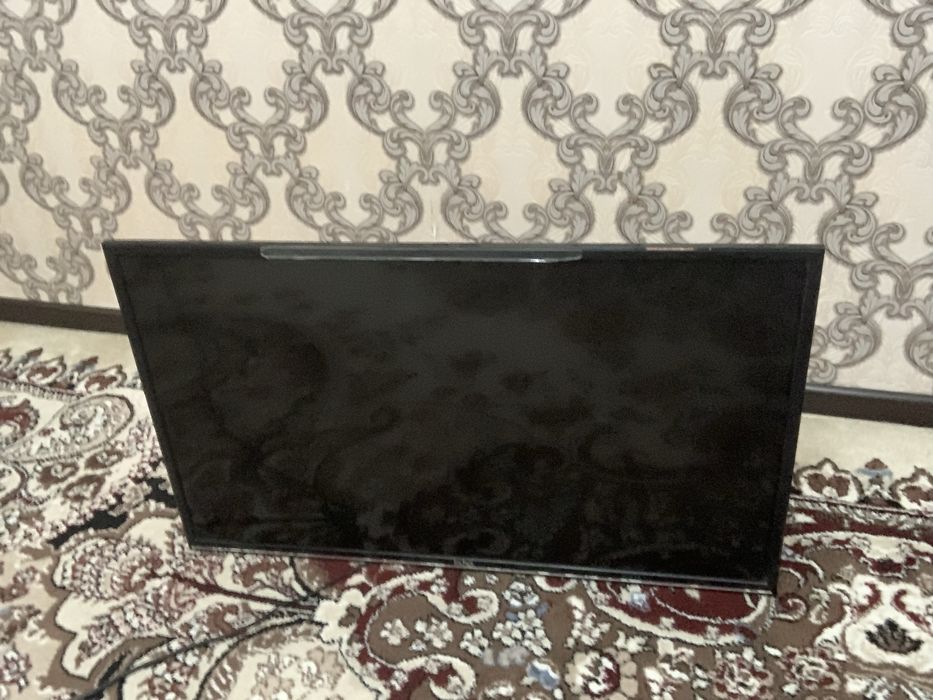 Televizor Artel smart