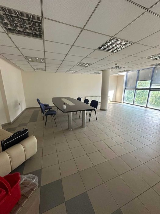 Дава се под наем Офис в Пловдив, Център - 160 кв.м за 918 € - Снимка #1