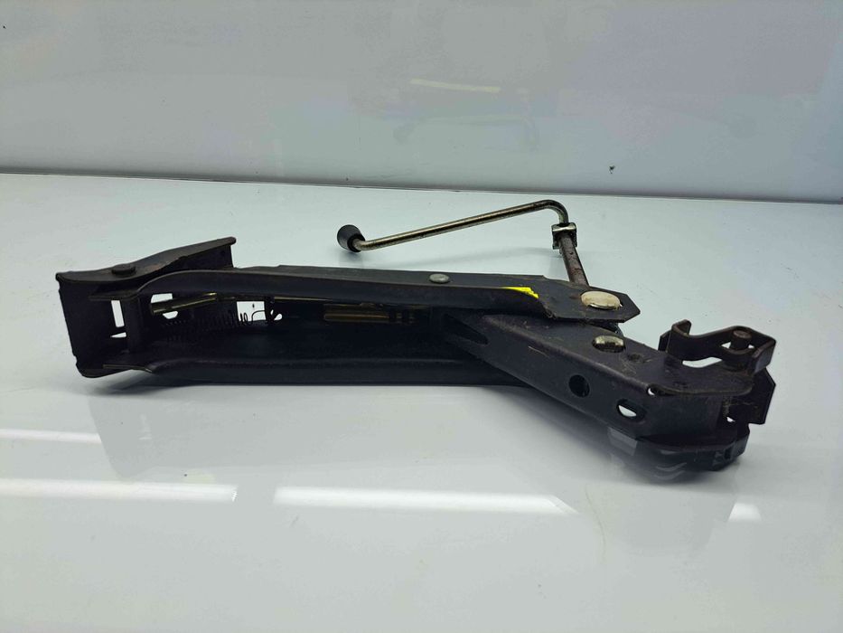 Set cric si cheie Seat Leon (1P1) FR [Fabr 2005-2011] 1K0011031J