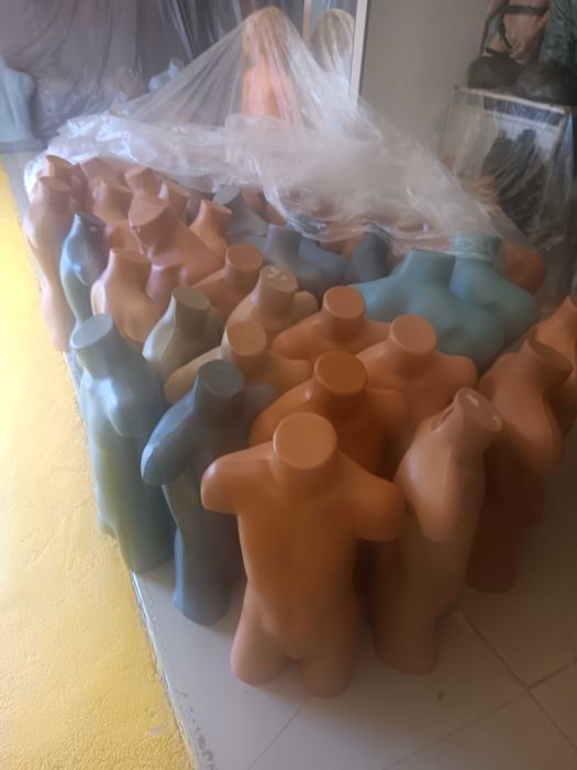 .Мъжки ,и детски торсове. 5лв. за 1 брой.Локация сл.бряг