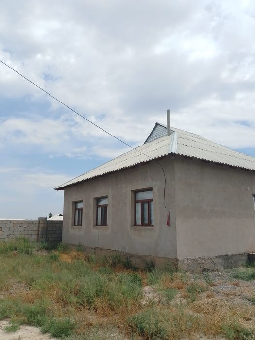 Үй сатылады қоршалған ремонт жасалған