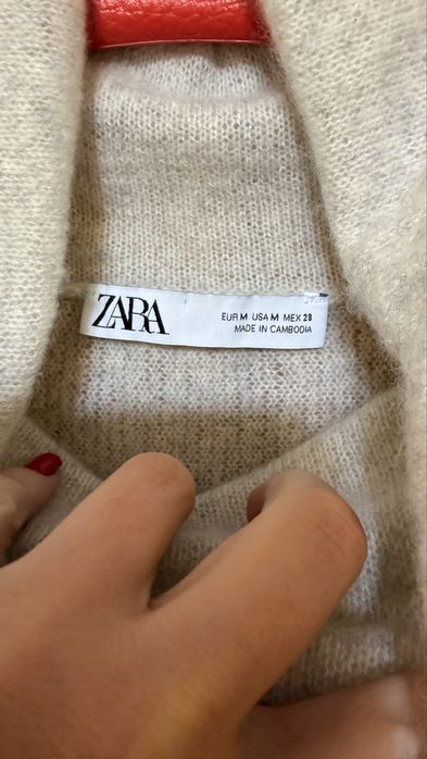 Пуловер  Zara. 100%кашмир Размер L