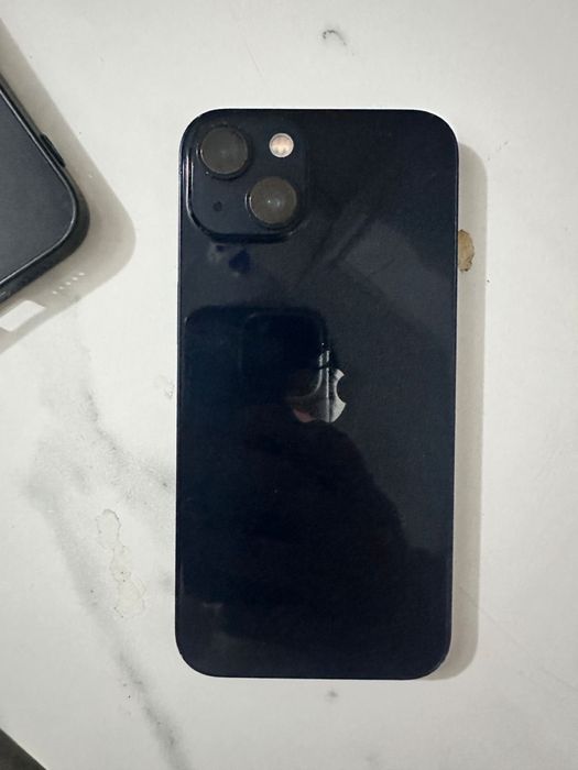 Айфон 13 продам или обмен 128 гб 76 емкость