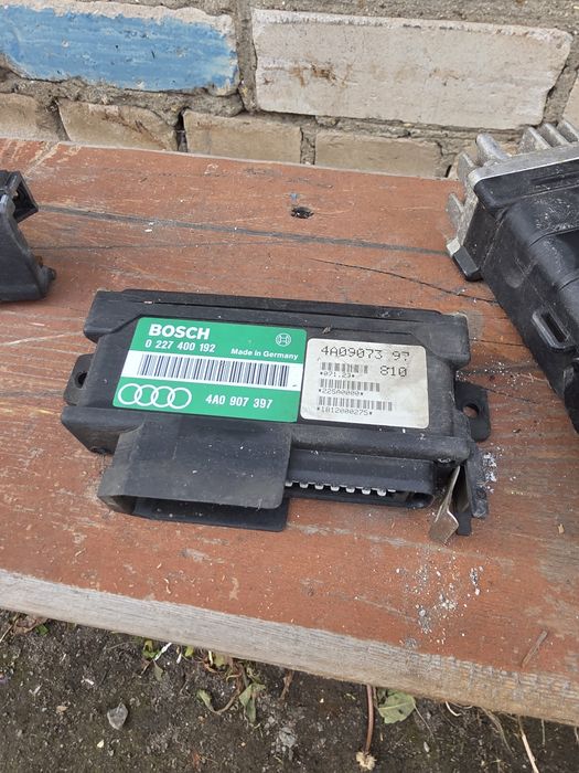 Запчасти на ауди с4