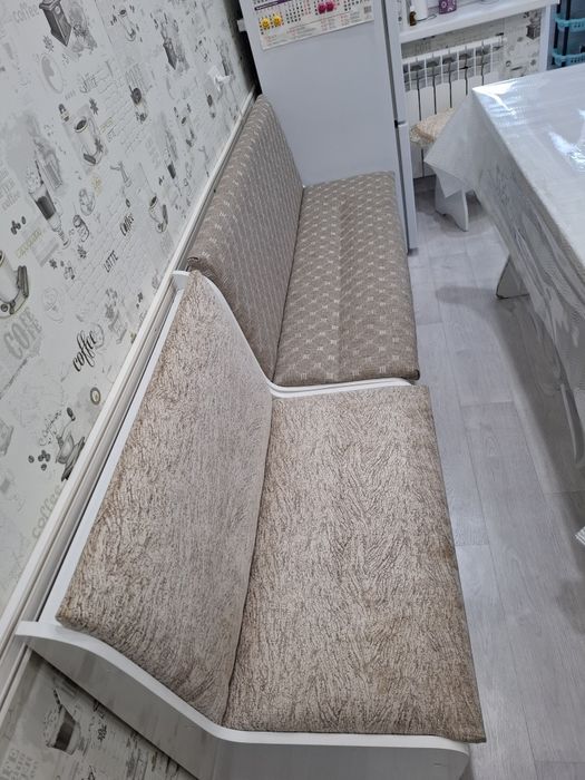 Продам кухонные сидения