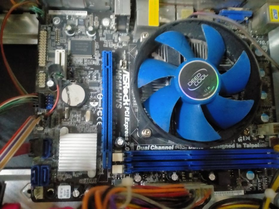 Продам системный блок Core i3