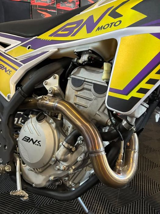 Motocross 250cc 4 timpi 44 cai putere BnK injectie Posibilitate rate si transport în toată țara
