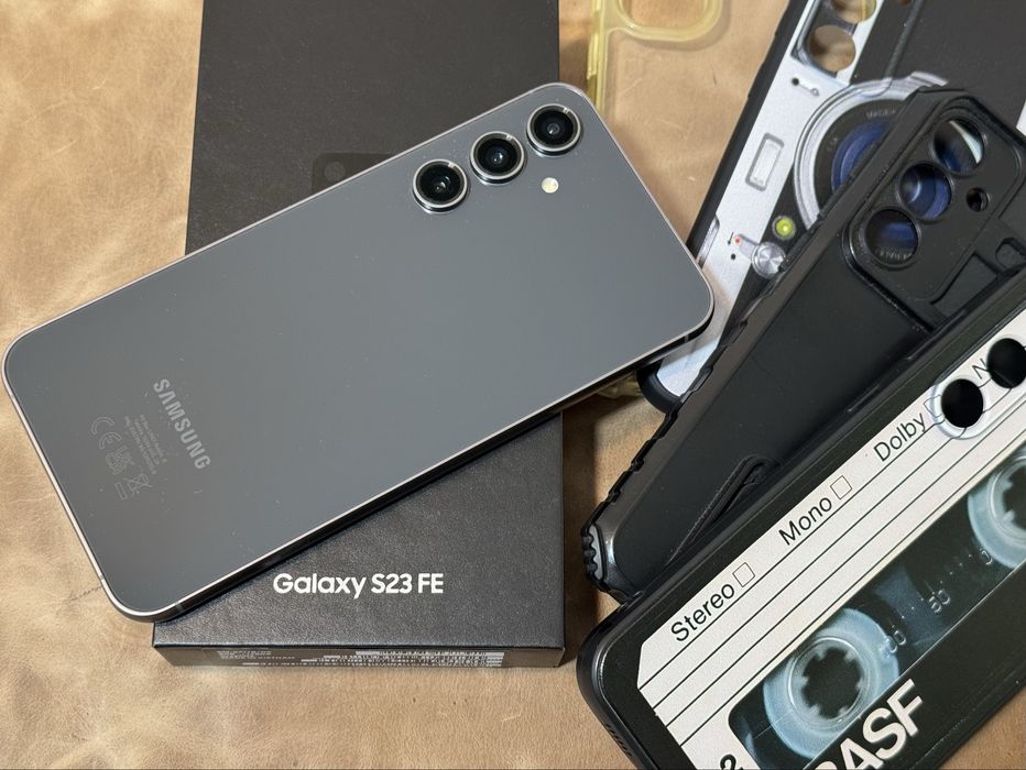 Samsung S23 FE Graphite 128gb full box