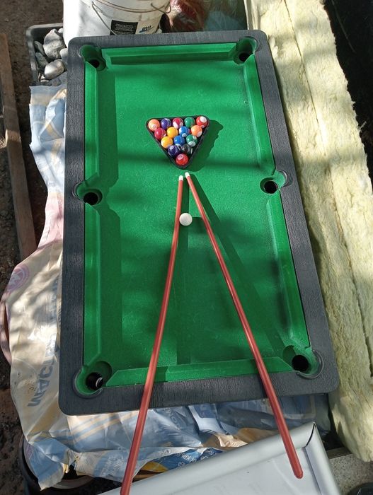 Детский бильярд.