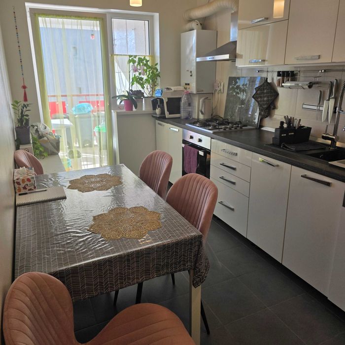 Apartament 3 camere Calea Cisnadiei