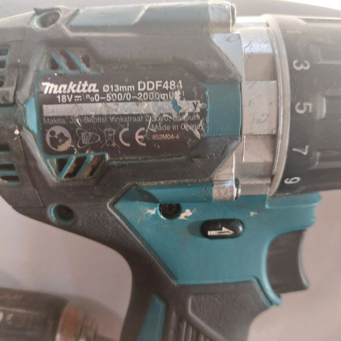 Безчетков акумулаторен винтоверт Макита 18 волта Makita DDF484