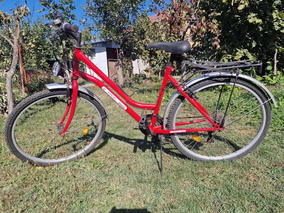 Vând bicicleta de colecție model 2000