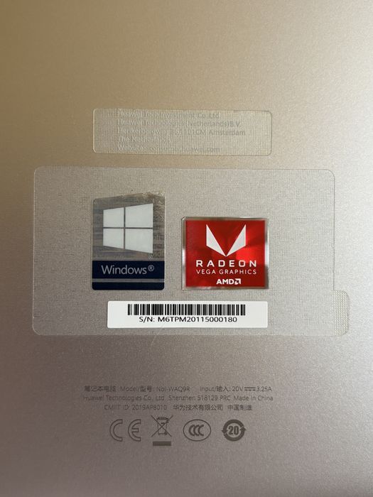 Laptop Huawei Matebook D14