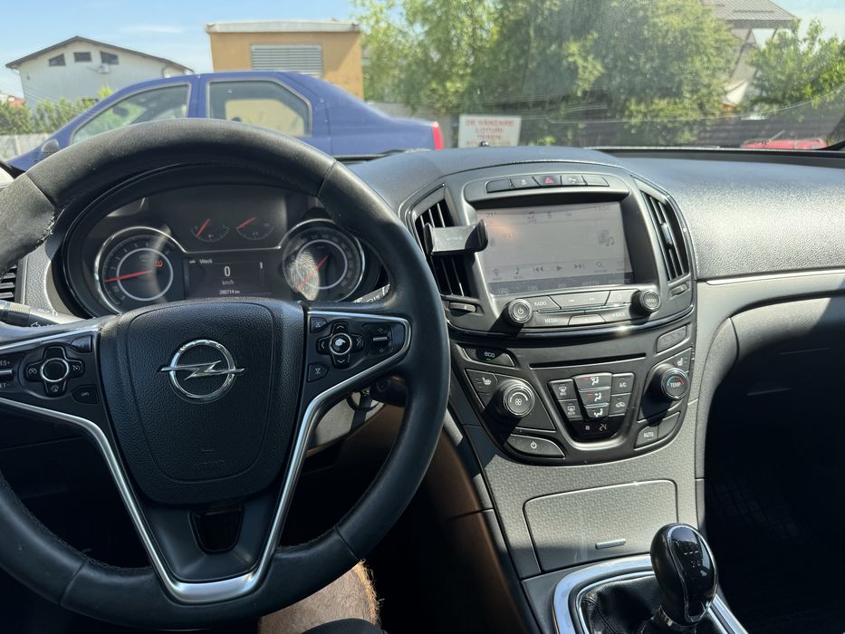 Opel Insignia 1.4 turbo benzina + GPL