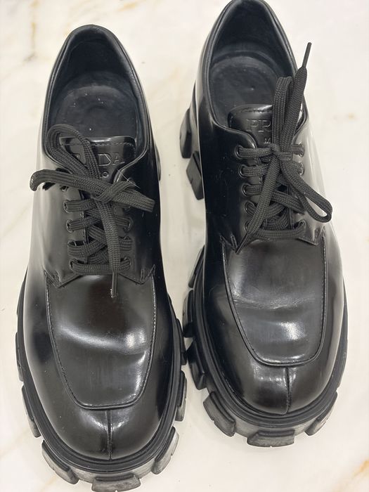 Туфли Prada Monolith