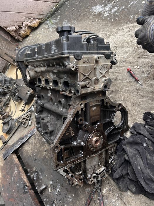 Продам двигатель f16d3