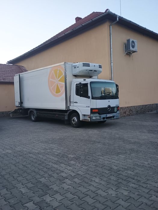 Închiriez Duba Frigorifica
