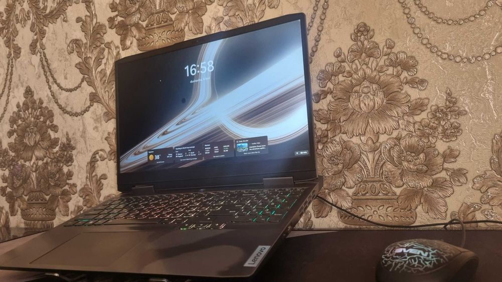 Lenovo LOQ Gaming Notebook