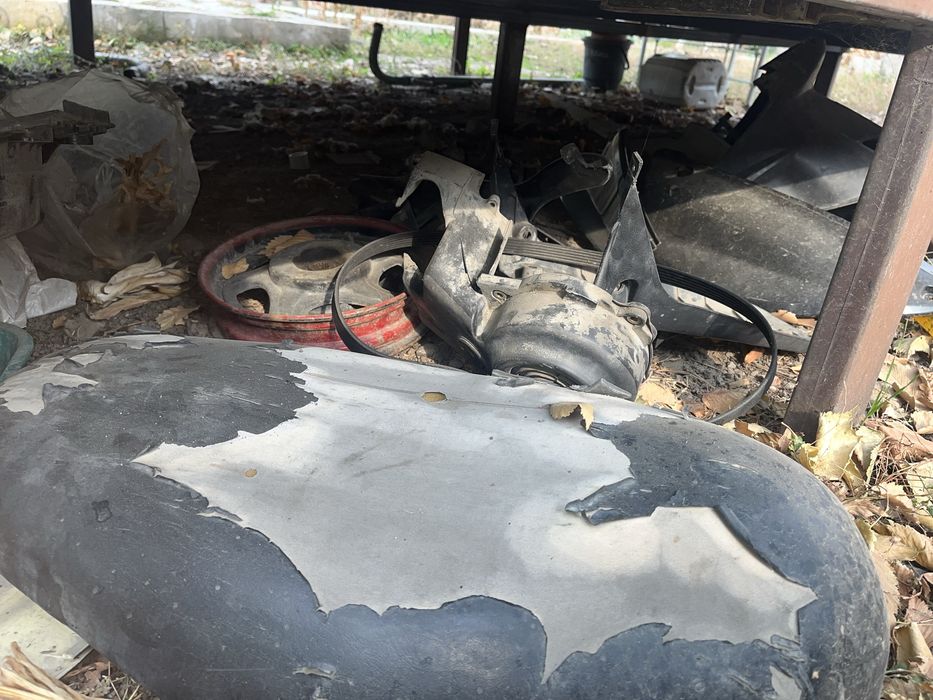 2 мопеда на запчясти