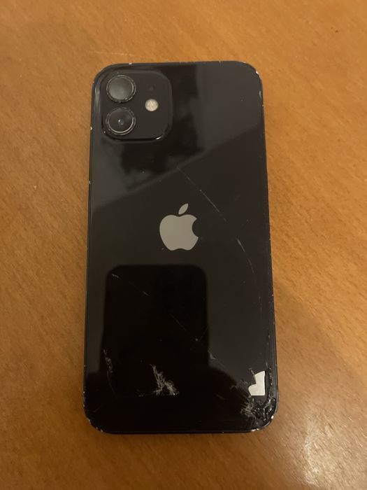 Iphone12 добро състояние